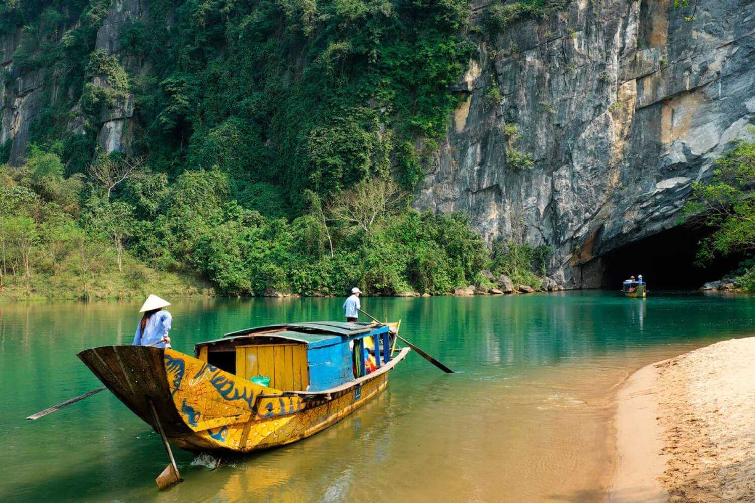 Động Phong Nha