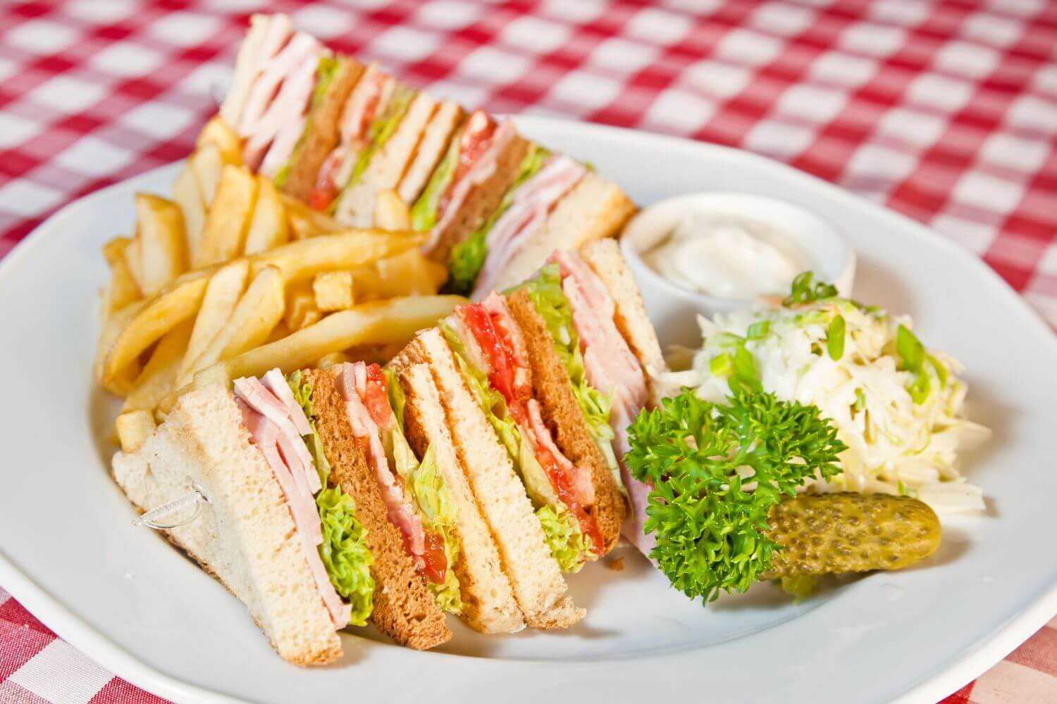 sandwich-cho-buoi-cam-trai
