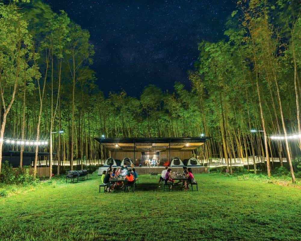 Tiệc BBQ lửa trại tại Blue Diamond Retreat